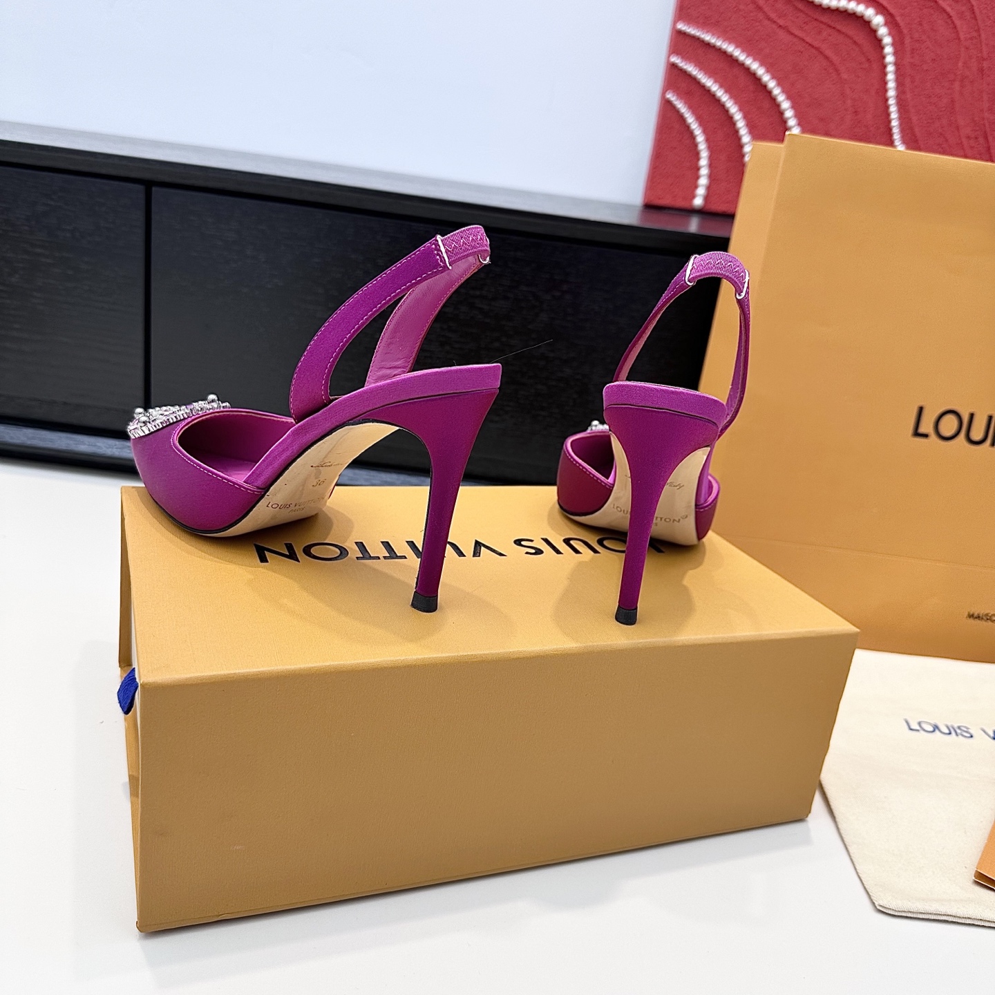 Women's high heels